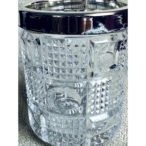 Vintage Clear Cut Glass Mini Bucket With Silver Handle 4"H - 3.25" - Picture 7 of 7